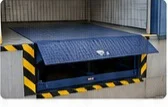 Hydraulic dock leveler